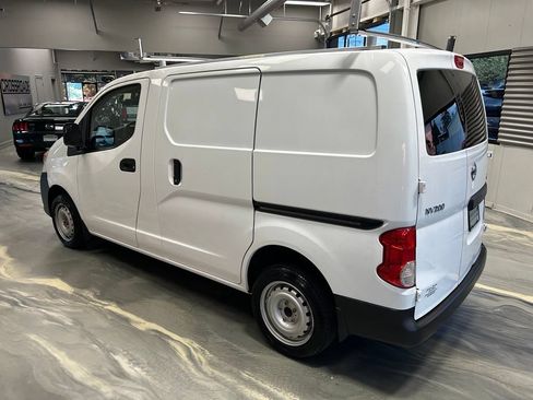 Used 2015 Nissan NV200 SV w/ Back Door Glass Package FWD image 25