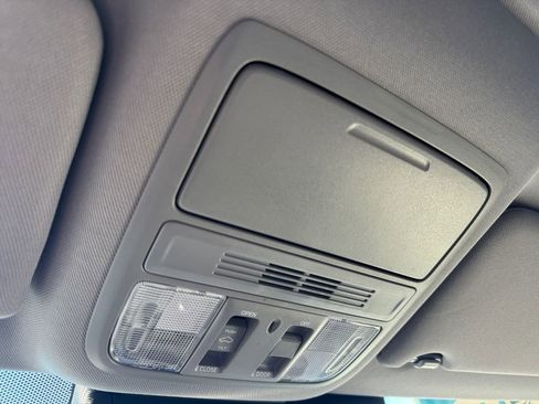 Used 2019 Honda Accord EX-L image 24