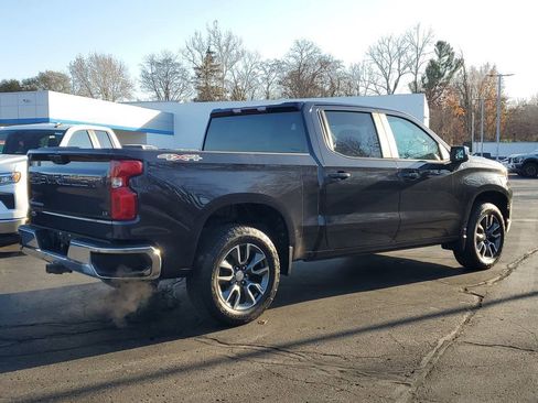 Used 2022 Chevrolet Silverado 1500 LT image 3
