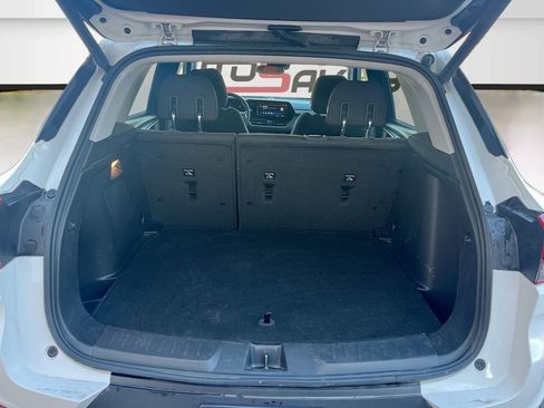 Used 2024 Chevrolet TrailBlazer LT w/ Convenience Package AWD/4WD image 25