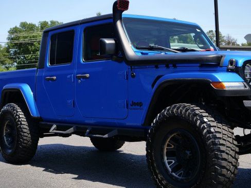Used 2022 Jeep Gladiator Sport AWD/4WD image 41