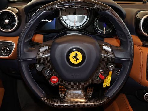 Certified 2017 Ferrari California T RWD image 50