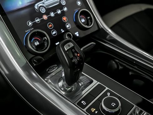 Used 2020 Land Rover Range Rover Sport HST image 36
