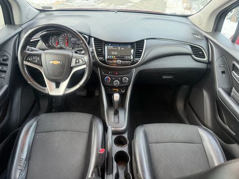 Used 2019 Chevrolet Trax LT w/ Driver Confidence Package image 15