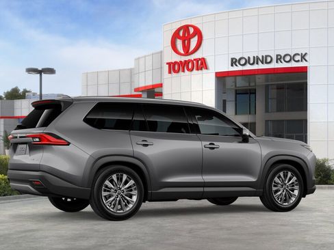 New 2026 Toyota Grand Highlander Platinum image 11