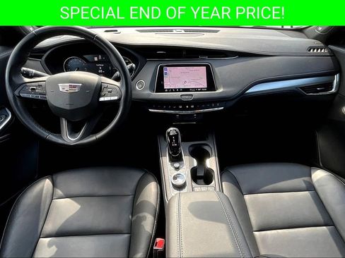 Used 2023 Cadillac XT4 Premium Luxury image 7