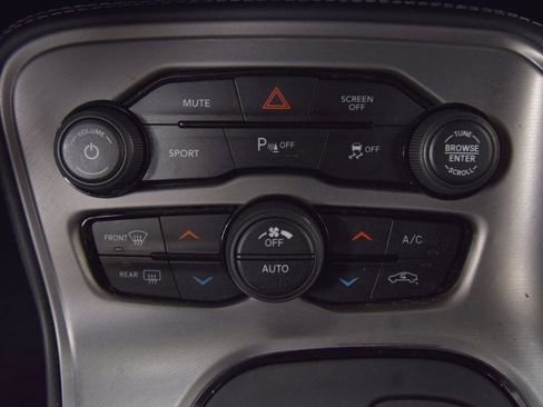 Used 2023 Dodge Challenger R/T w/ Blacktop Package image 33