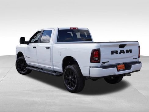 Used 2025 RAM 2500 Big Horn AWD/4WD image 7