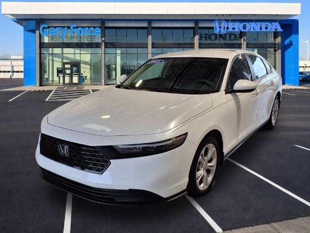 Certified 2025 Honda Accord LX image 4