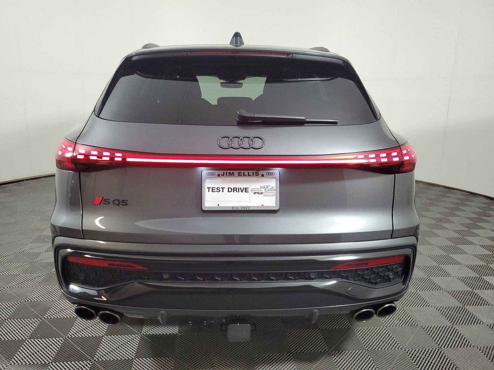 Used 2025 Audi SQ5 Premium Plus w/ Premium Plus Package AWD/4WD image 6