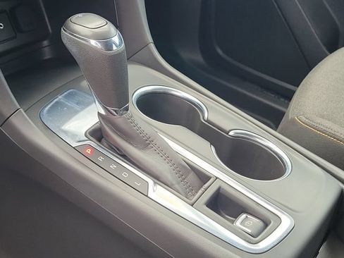 Certified 2021 Chevrolet Equinox LT FWD image 36
