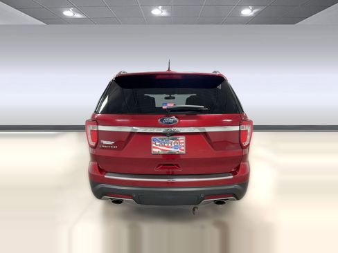 Used 2019 Ford Explorer Limited w/ Class III Trailer Tow Package image 9