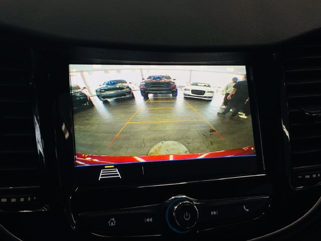 Used 2019 Chevrolet Trax LT w/ LT Convenience Package FWD image 61