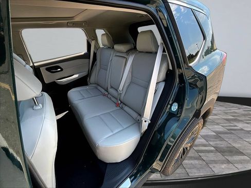 New 2026 Nissan Pathfinder Platinum AWD/4WD image 29