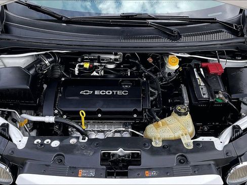 Used 2012 Chevrolet Sonic LT FWD image 10