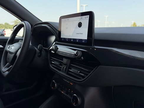 Used 2023 Ford Escape ST-Line image 31