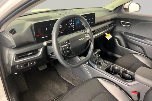 New 2026 Kia K4 EX FWD image 8