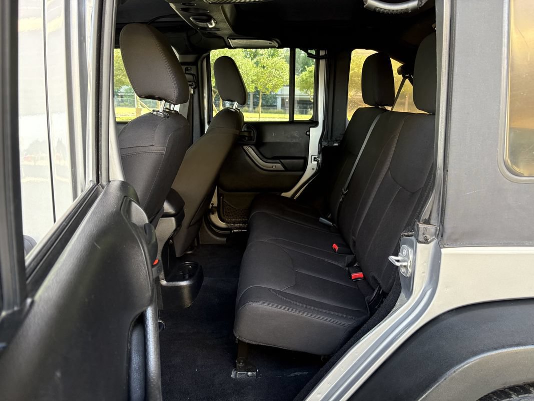 Used 2016 Jeep Wrangler Unlimited Sport w/ Quick Order Package 23S AWD/4WD image 19