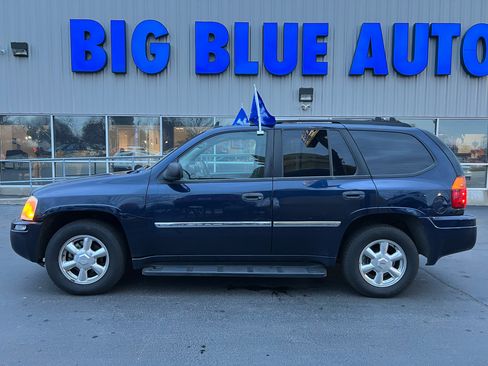 Used 2008 GMC Envoy SLE w/ Sun And Sound Package image 2