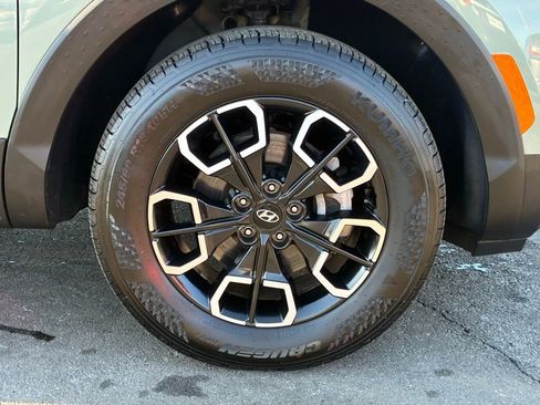 Used 2023 Hyundai Santa Cruz SE image 45