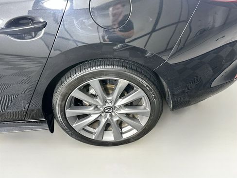 Used 2024 MAZDA MAZDA3 s FWD image 11