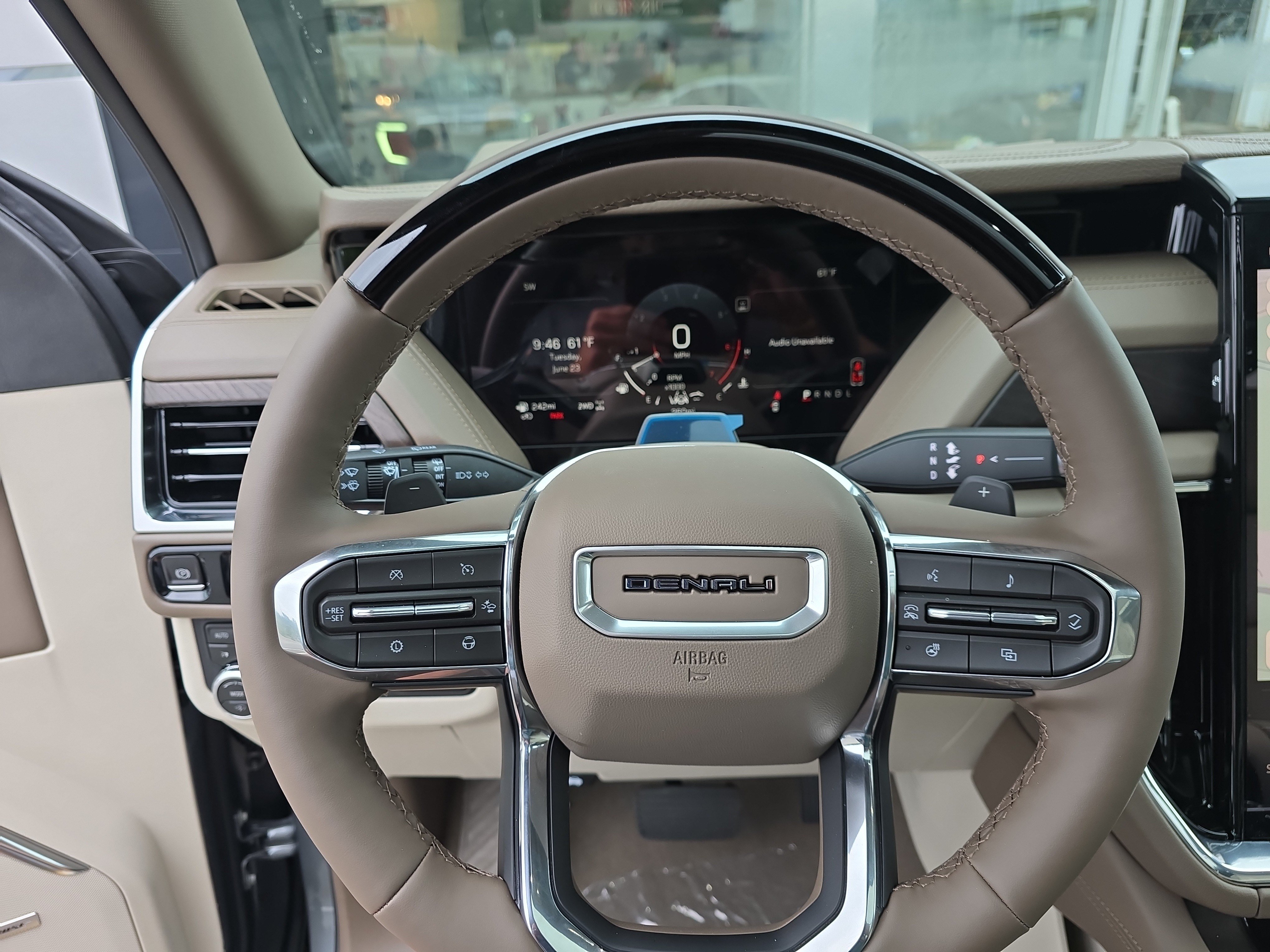 New 2026 GMC Yukon Denali w/ Denali Reserve Package AWD/4WD image 26