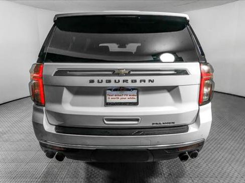 Used 2023 Chevrolet Suburban Premier image 7