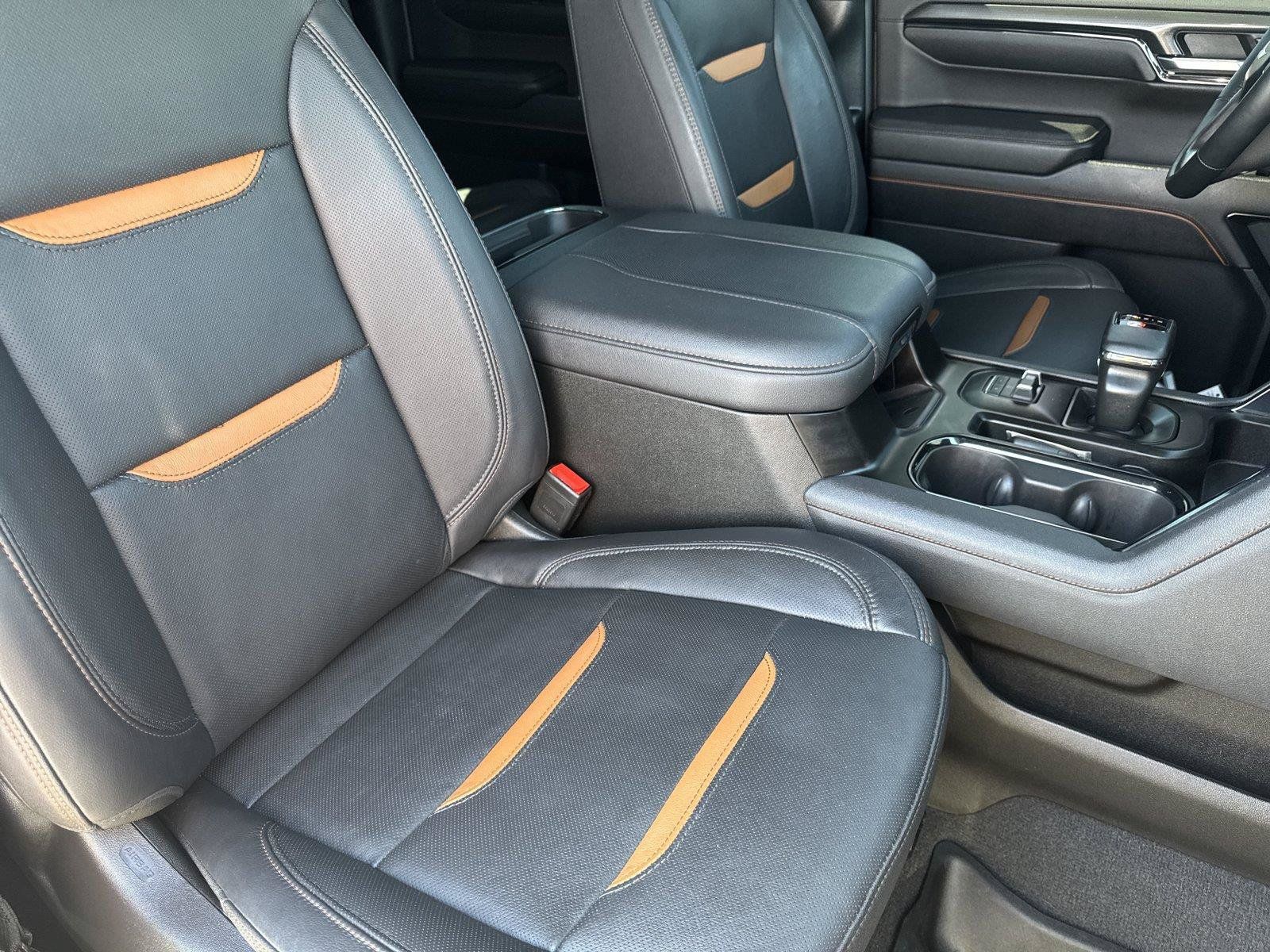 Used 2024 GMC Sierra 1500 AT4 w/ AT4 Preferred Package AWD/4WD image 35