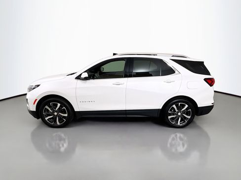 Used 2023 Chevrolet Equinox Premier image 4