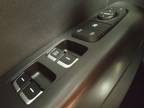 Used 2020 Kia Sportage LX image 27