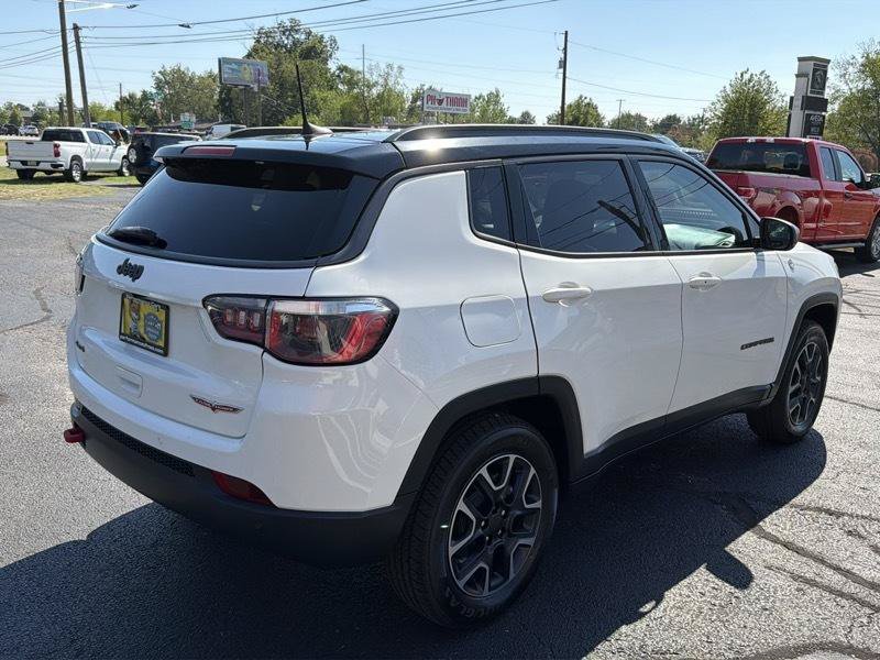 Used 2019 Jeep Compass Trailhawk w/ Cold Weather Group AWD/4WD image 8