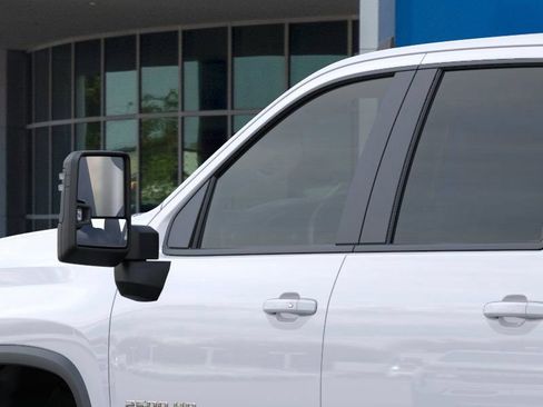New 2025 Chevrolet Silverado 2500 LT w/ Convenience Package AWD/4WD image 12