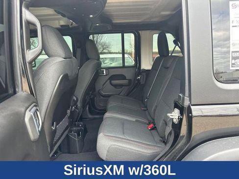 Used 2024 Jeep Wrangler Unlimited Rubicon w/ Technology Group image 35