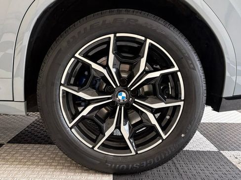 Used 2024 BMW X4 xDrive30i AWD/4WD image 13