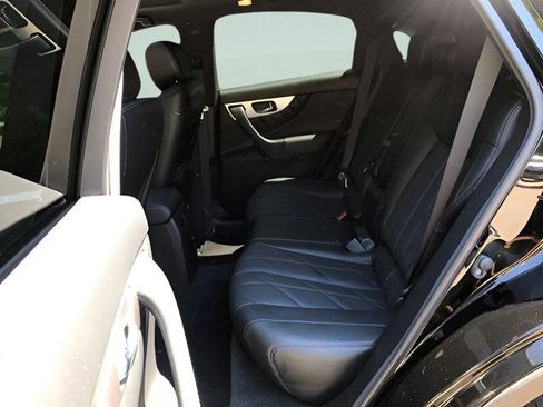 Used 2016 INFINITI QX70 AWD w/ Premium Package image 13