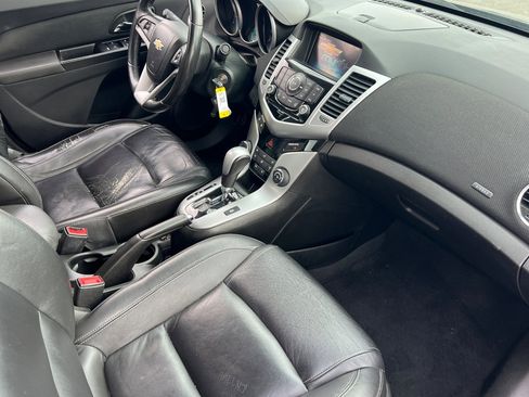 Used 2013 Chevrolet Cruze LT image 12
