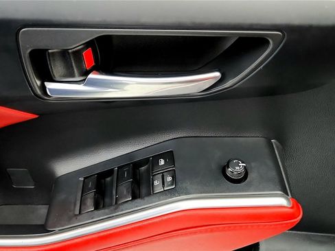 Used 2023 Toyota Highlander XSE image 24