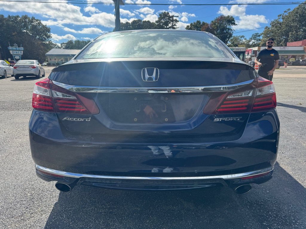 Used 2016 Honda Accord Sport image 5