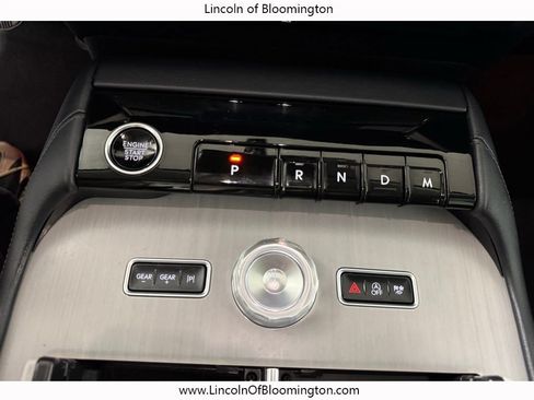 Used 2025 Lincoln Navigator L Reserve AWD/4WD image 38