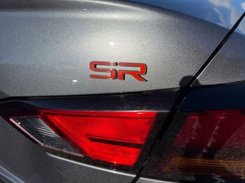 Used 2023 Nissan Altima 2.5 SR image 11