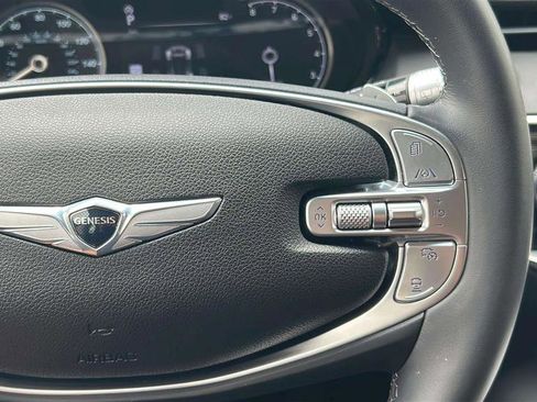 Used 2025 Genesis GV70 2.5T AWD/4WD image 13