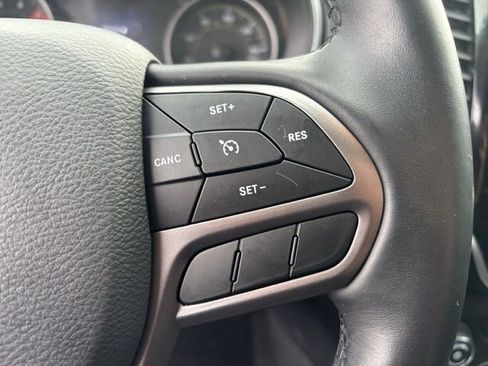 Used 2020 Jeep Cherokee Limited image 20