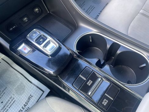 Used 2023 Hyundai Sonata SE FWD image 27