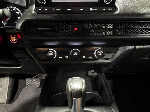 Used 2023 Honda HR-V LX image 21