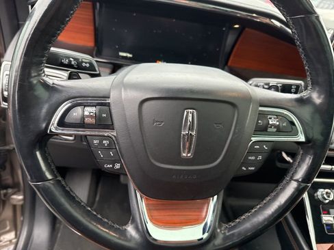 Used 2018 Lincoln Navigator Reserve w/ Technology Package image 10