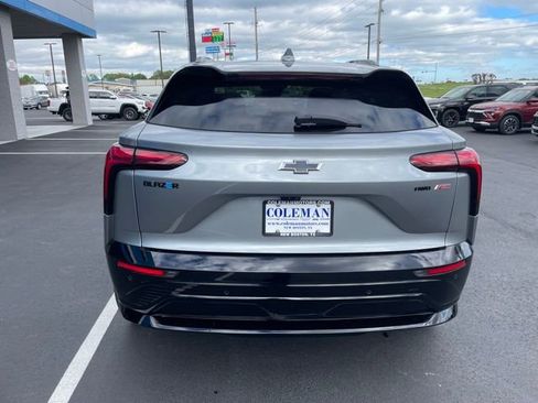 Used 2024 Chevrolet Blazer EV RS image 25