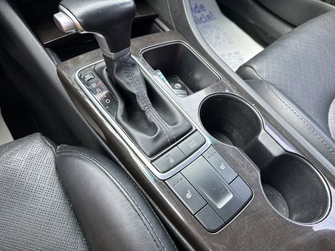 Used 2017 Kia Optima EX image 5