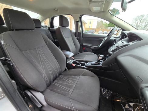 Used 2017 Ford Focus SE image 13