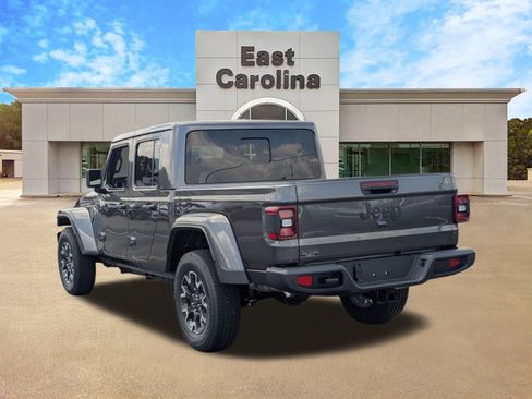 New 2025 Jeep Gladiator Sport w/ Premium Package image 5