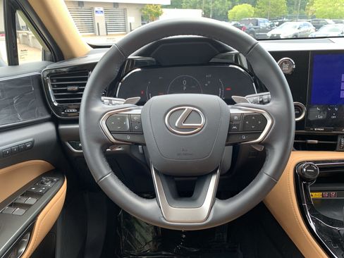 Used 2026 Lexus NX 350 AWD w/ Premium Package image 18